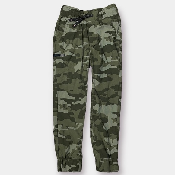 EUC Weatherproof Boy's Camo Pants Size XS 5/6 - Picture 1 of 3